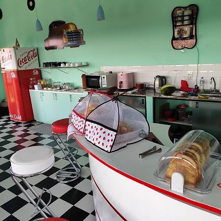Bueno Brandão Casa Abacaxi, Vila Magica מראה חיצוני תמונה